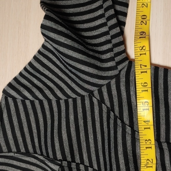 RINASCIMENTO Black and gray stripe one button blazer jacket - Picture 7 of 13